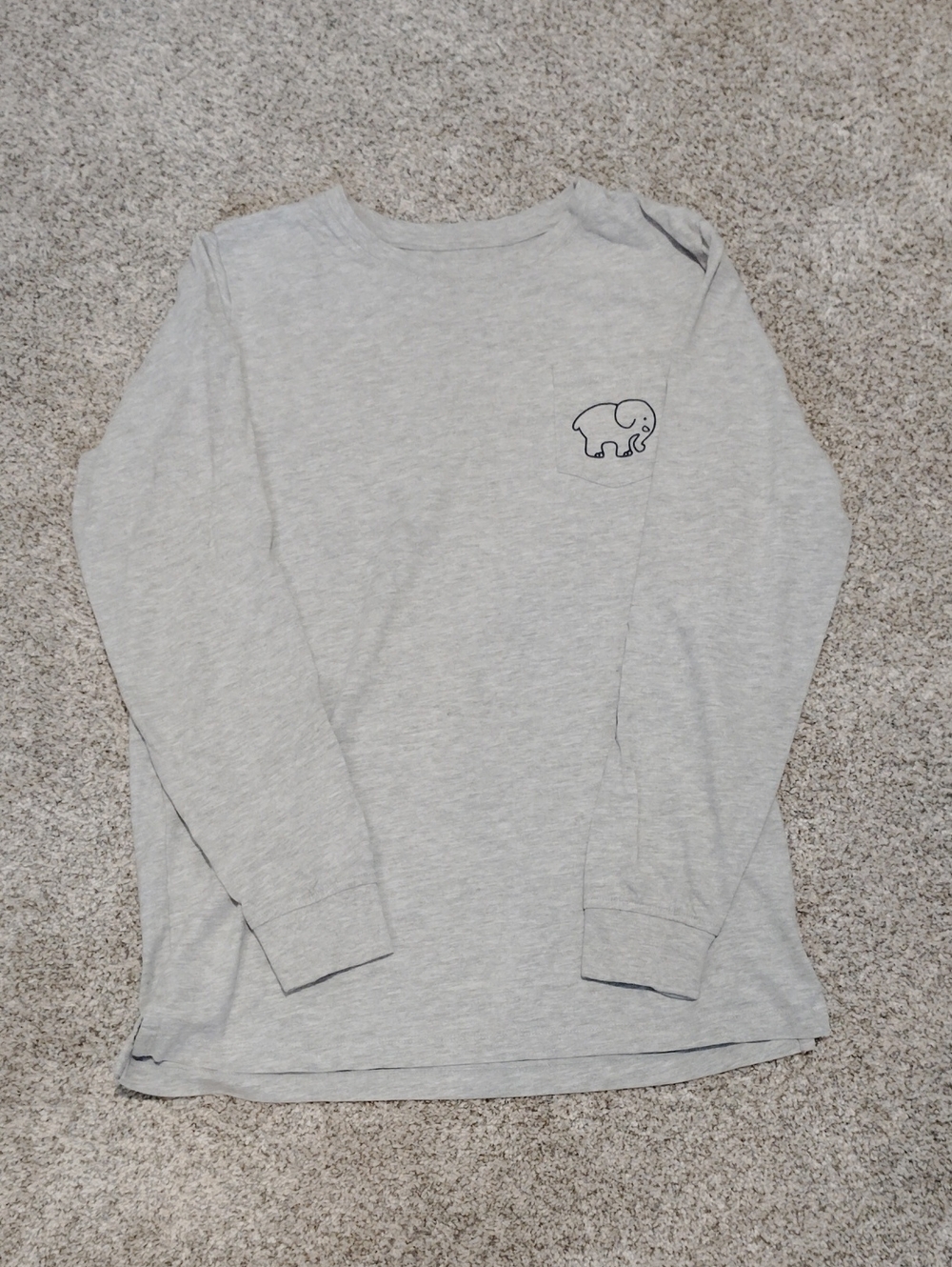 ivory ella Light Gray Long Sleeve Tee with Elephant Chest Graphic